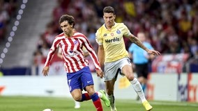 咪咕前方！@胡金秋21 手持冠军鼎登场，@浙江广厦篮球俱乐部 新赛季出征仪式（直击@浙江广厦篮球俱乐部新赛季出征仪式：@胡金秋21 手捧冠军鼎亮相）