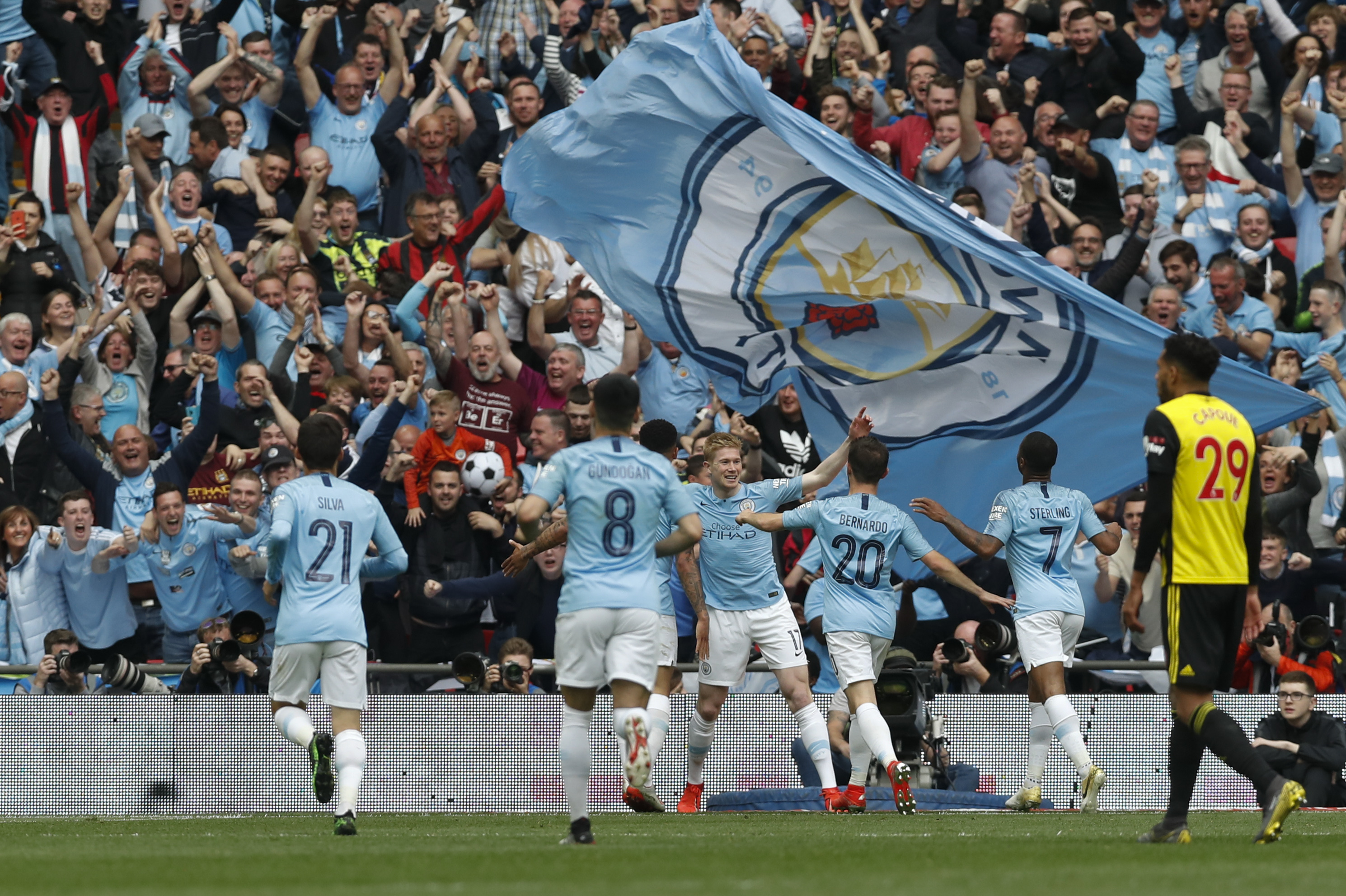 韩K联前瞻：全北老将迎生涯告别战，FC首尔已无欲无求（韩K联前瞻：全北老将谢幕之战，FC首尔战意全无）