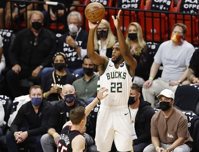 足球这项运动陪伴了我整个初高中，今天我十八岁了，...（十八岁这一天，致与足球相伴的初高中岁月）