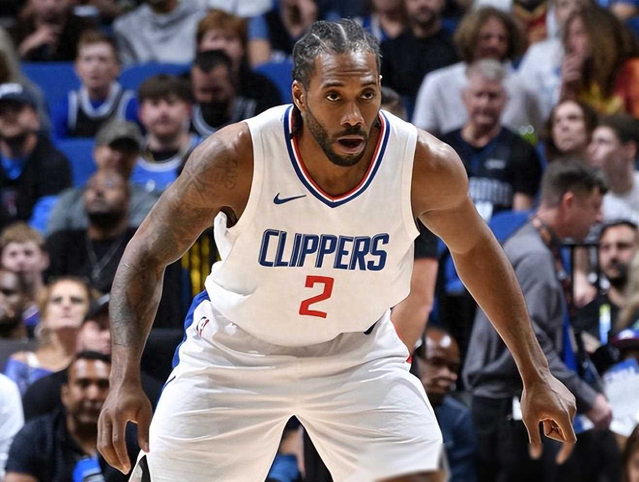 5场零封，秦子牛：自己发挥得还不错，主要是团队踢得非常好（五场零封！秦子牛：我发挥尚可，关键在团队出色）