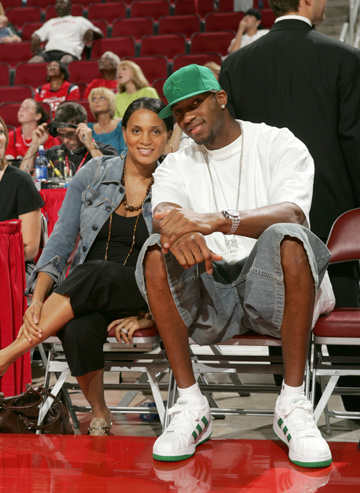 李正孝：想拿韩国杯冠军，给球员们在亚洲赛场挑战自我的机会（李正孝盼问鼎韩国杯，为球员争取亚洲赛场自我挑战机会）