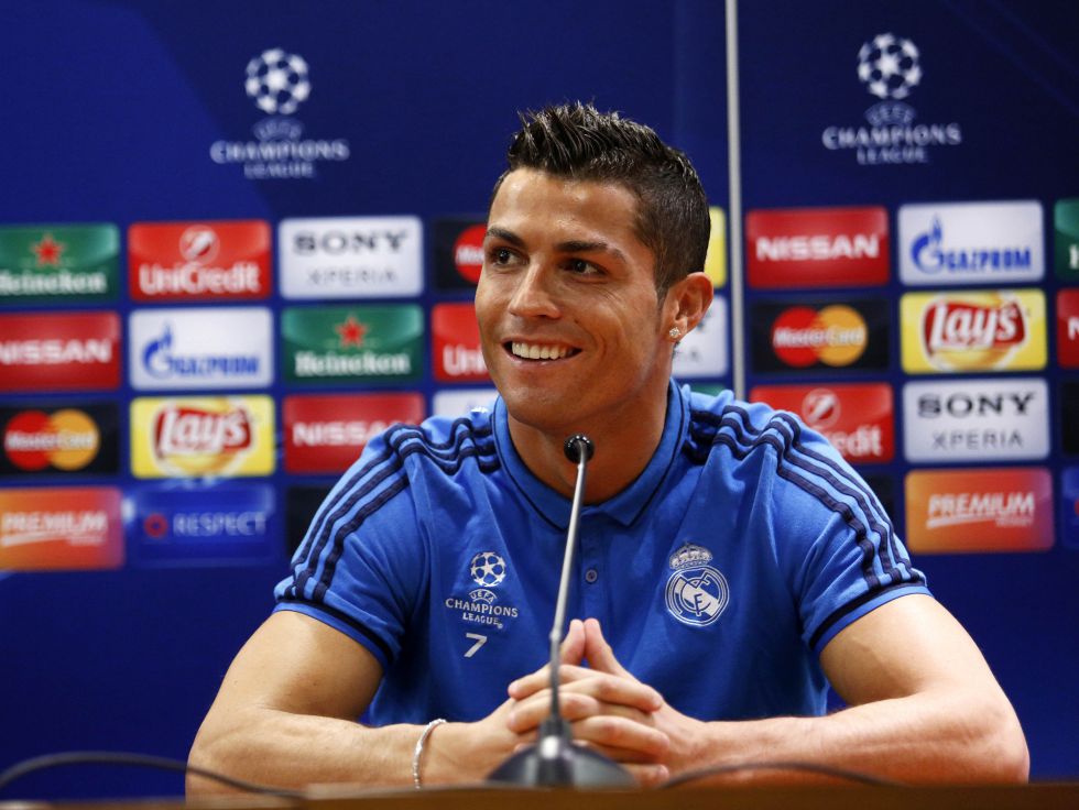 图片报：法比奥-席尔瓦渴望参加世界杯，正推动冬窗离开多特（图片报：为踢世界杯，法比奥-席尔瓦正推动冬窗离开多特）