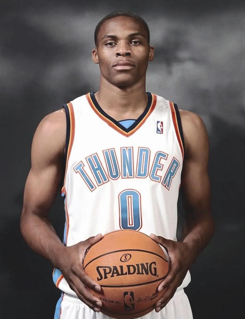 丹麦团队精神令人动容（丹麦队的团队精神感人至深）