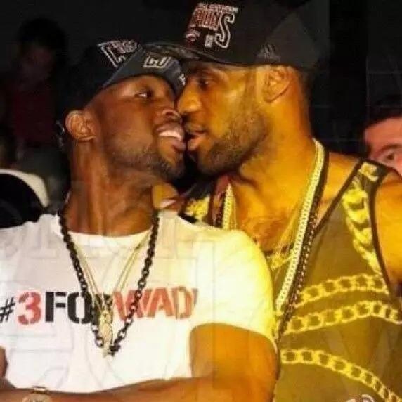 2025-26橄榄球欧冠R1格罗斯特胜卡斯特，托马斯威廉姆斯表现亮眼（2025-26欧冠橄榄球首轮：格罗斯特击败卡斯特，托马斯·威廉姆斯惊艳发挥）